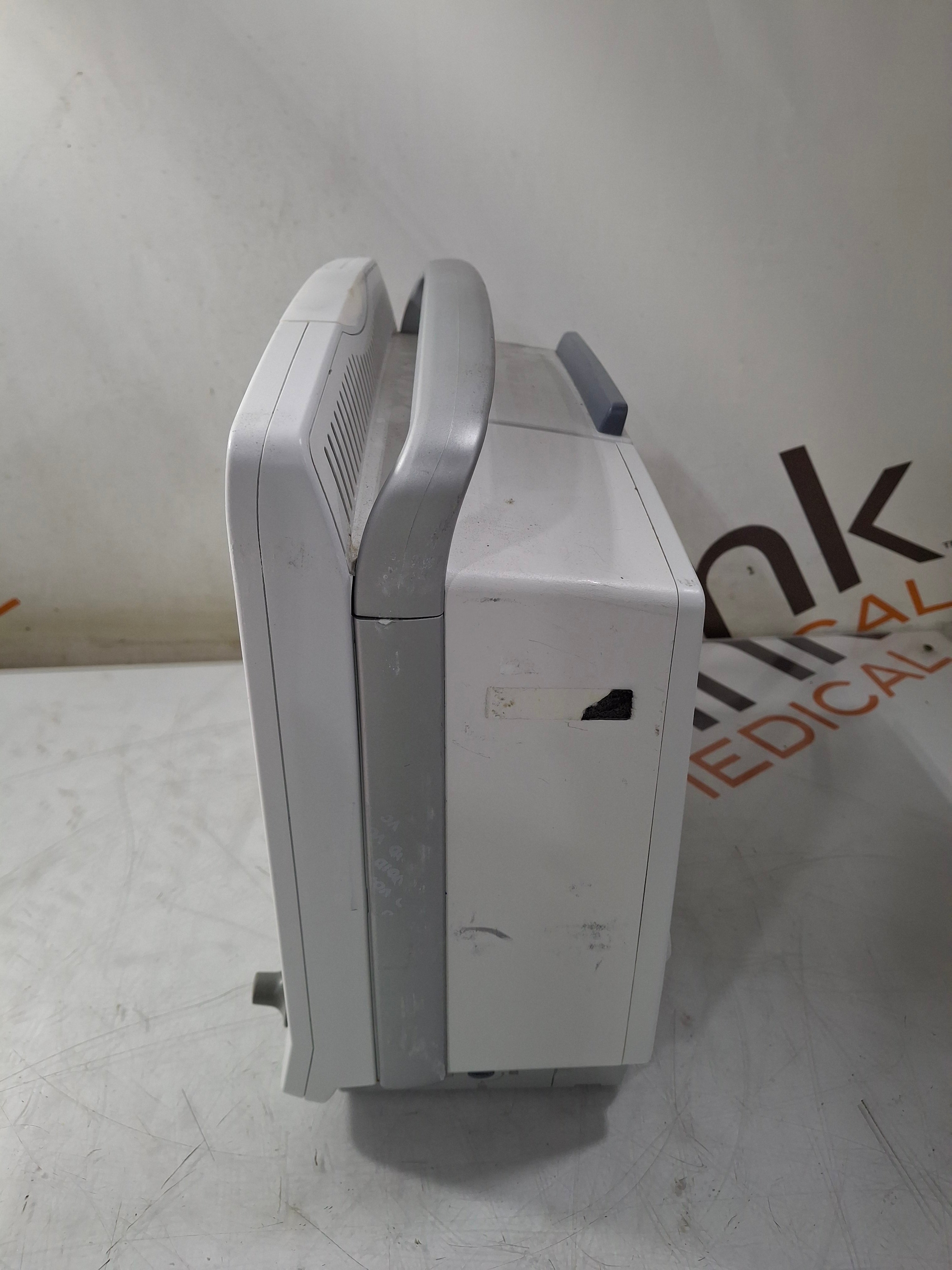 GE Healthcare Carescape B650 Critical Care Patient Monitor