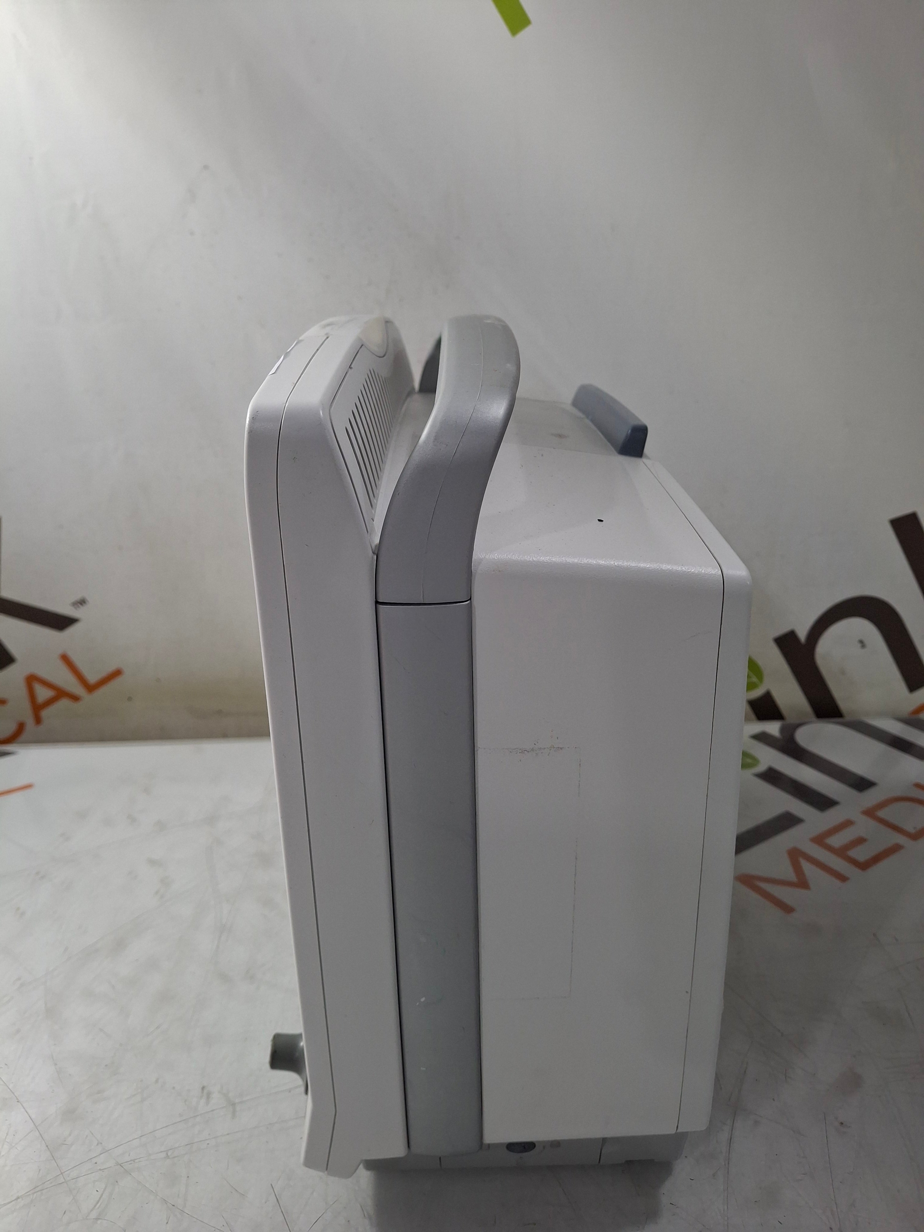 GE Healthcare Carescape B650 Patient Monitor