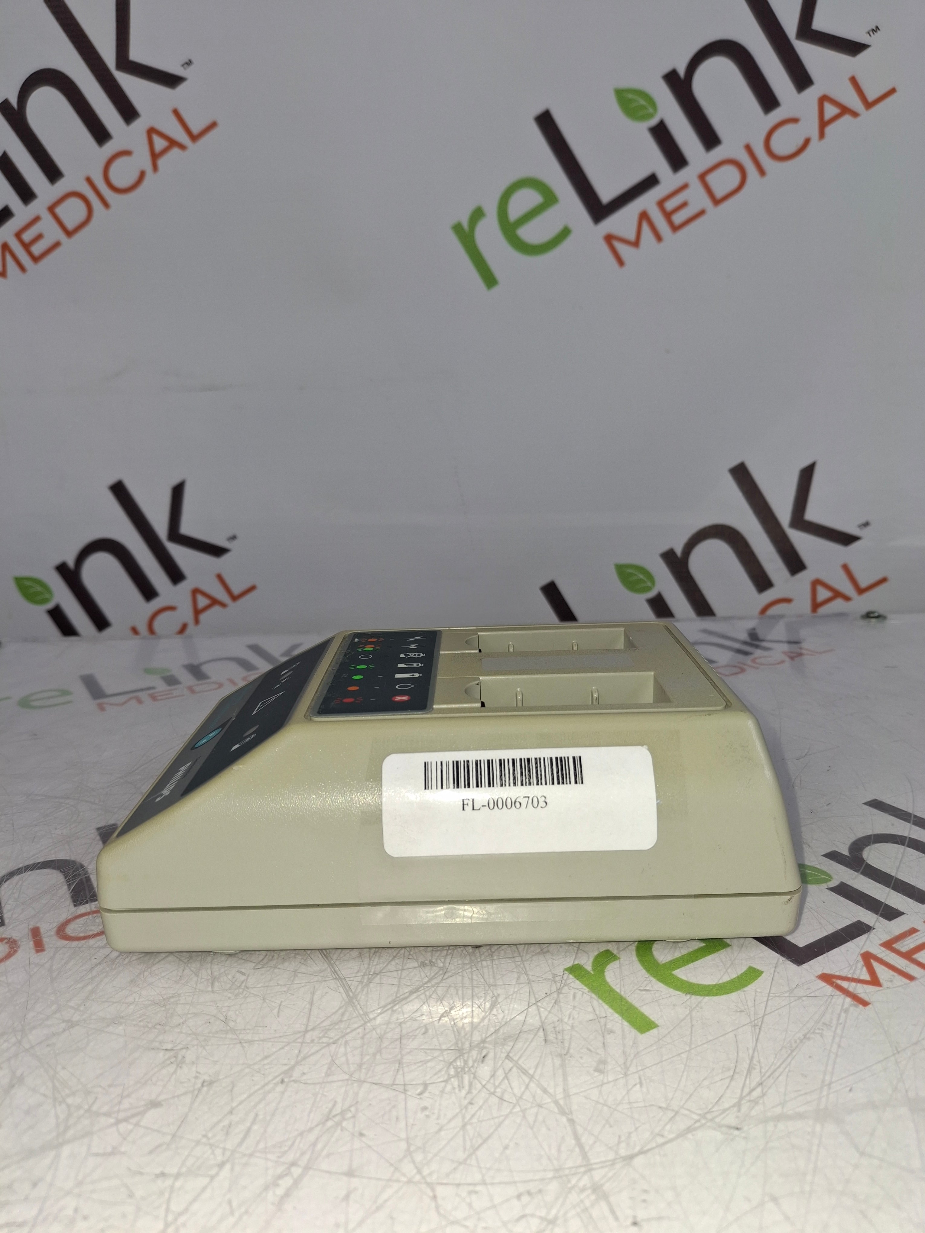 Philips AGI-3002 Battery Reconditioner w/ Power Supply