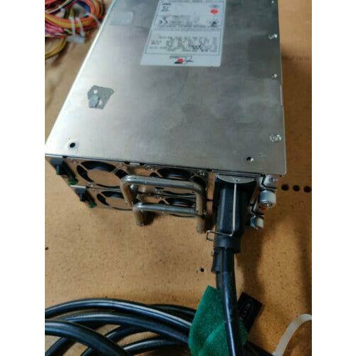 Fonte Zippy EMACS MRM-6600P 600W Redundant Power Supply similar to MRM-6650P - MFerraz Tecnologia