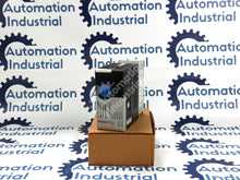 Carregar imagem no visualizador da galeria, 25C-D4P0N114 By Allen Bradley Adjustable Frequency PowerFlex 527 AC Drive

