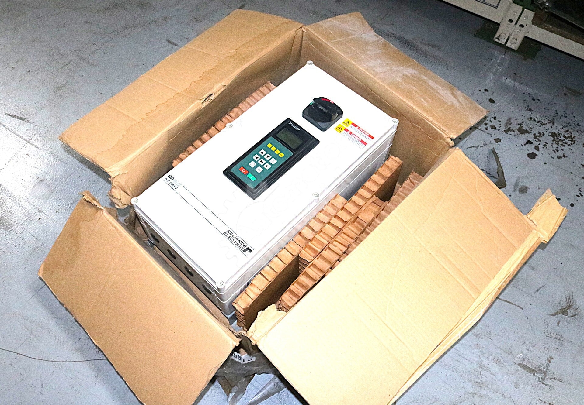 6SP4DS-011CTAN By Reliance Electric 810879-TA 7.5 HP 460VAC Inverter Drive NSFP