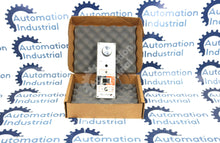 Cargar imagen en el visor de la galería, 86485-5R By Reliance Electric Operator Control Station MinPak Plus Series
