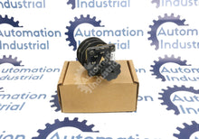 Carregar imagem no visualizador da galeria, 952405C By General Electric Voltmeter Switch
