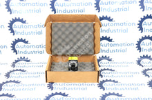 Carregar imagem no visualizador da galeria, DM474Q By Cognex 825-10838-1R 01 Barcode Reader DataMan 470 Series
