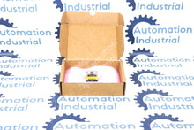 Cargar imagen en el visor de la galería, DM70Q By Cognex 825-10658-204R A Barcode Reader DataMan 70 Series NSFP
