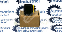 Cargar imagen en el visor de la galería, IS7801M-363-50 By Cognex In-Sight 7801 Monochrome 1.3MP Industrial Camera
