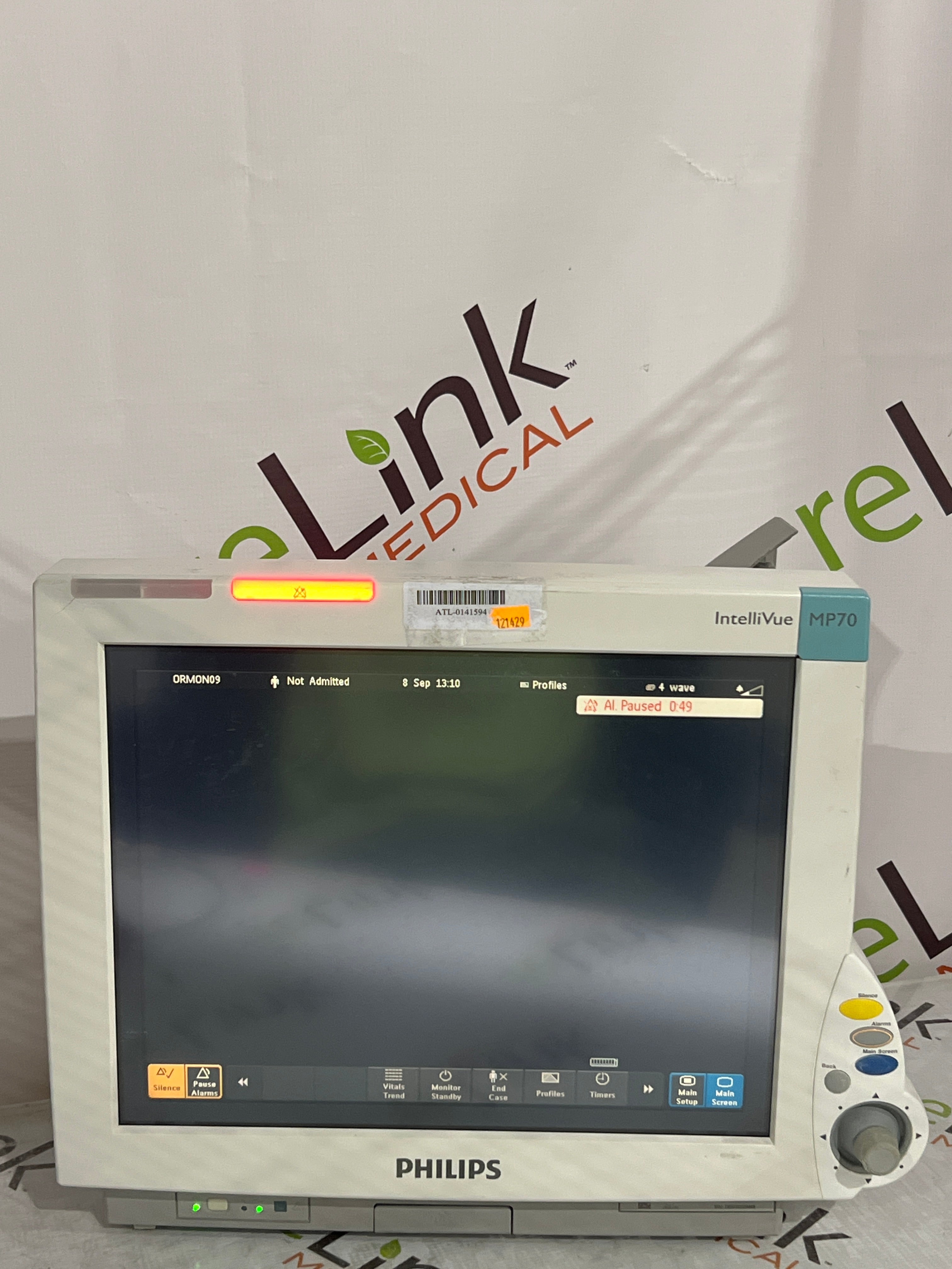 Philips IntelliVue MP70 Patient Monitor