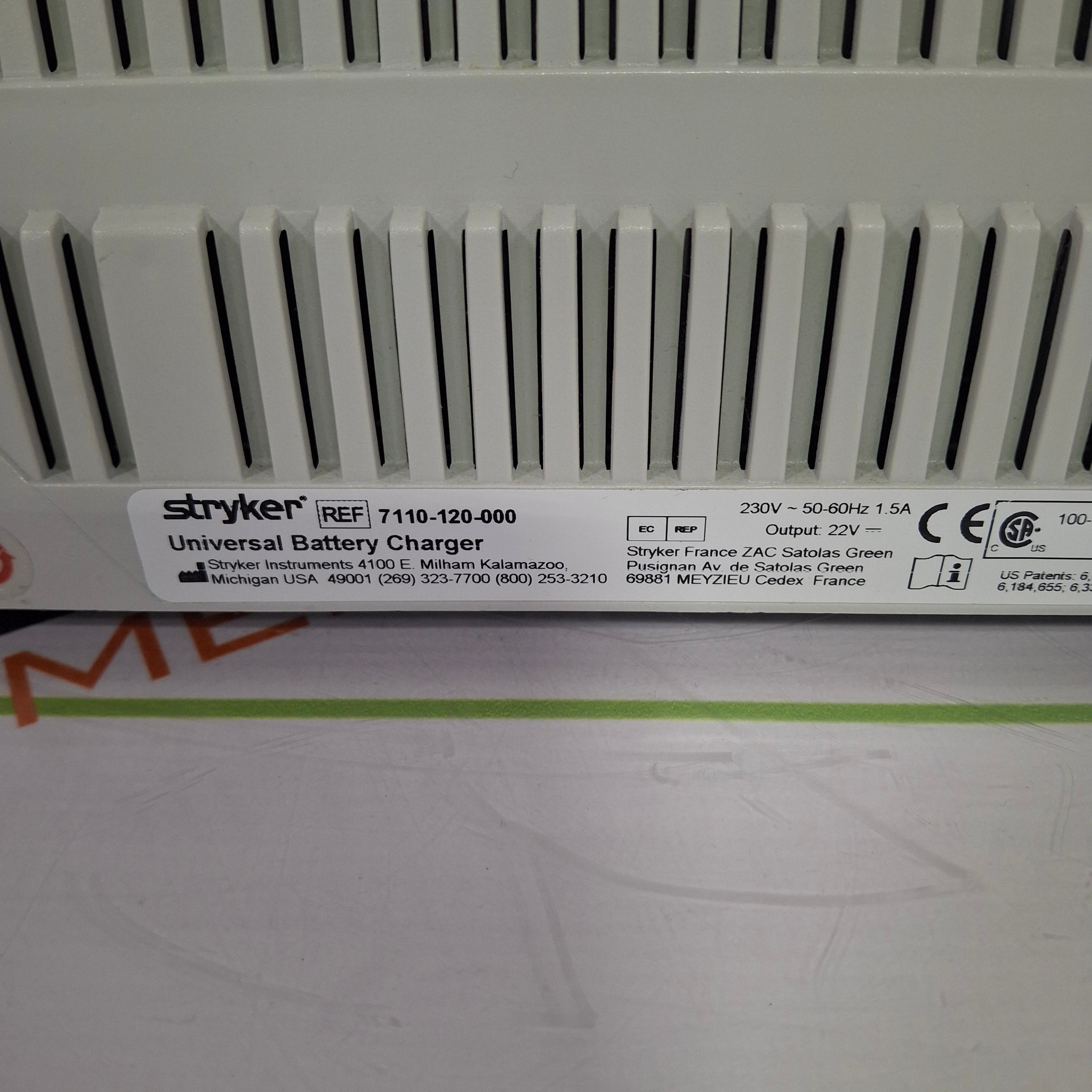 Stryker 7110-120-000 Battery Charger