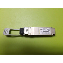 Carregar imagem no visualizador da galeria, Cisco QSFP-40G-SR-BD 40G-Base QSFP+ Transceiver Module QSFP-40GSR-BD 636946536497-FoxTI
